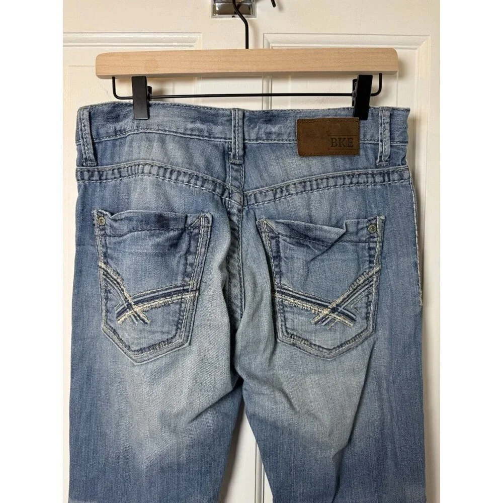 BKE Carter Men’s Distressed Light Blue Jeans Size 29S Straight Leg Denim